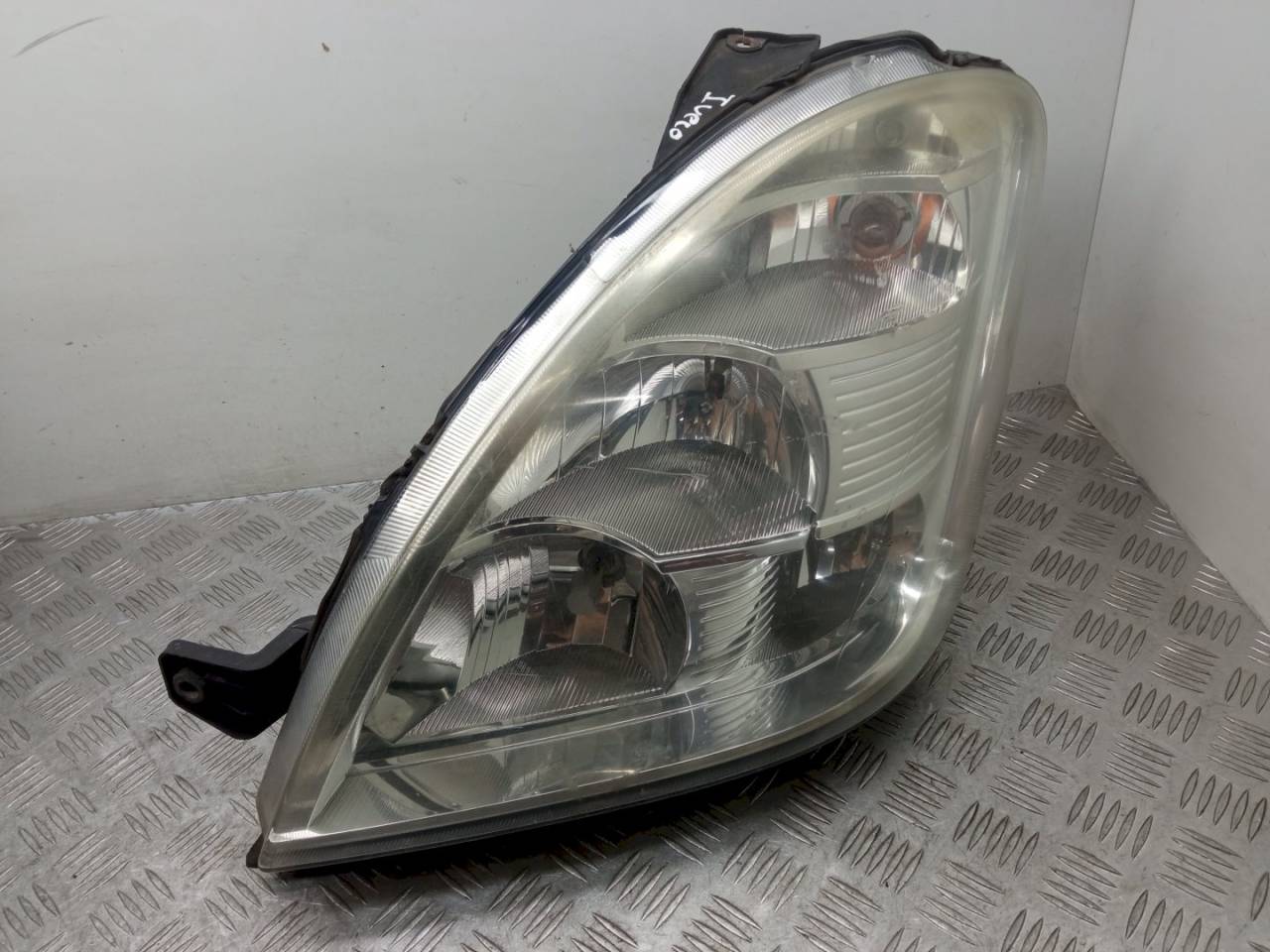 фара левая IVECO Daily 4 поколение 2007, 69500013 - фото №1