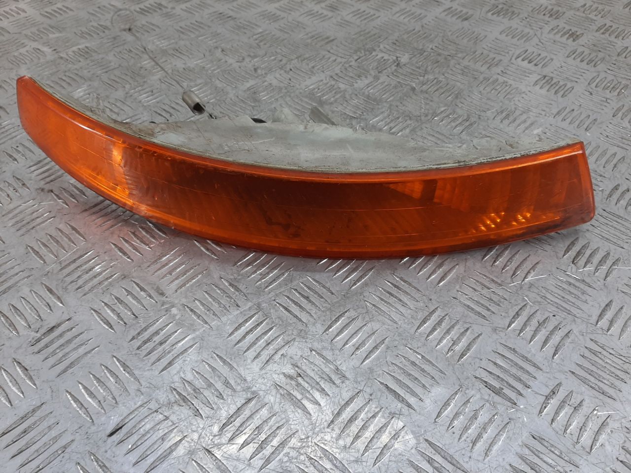 поворотник правый Renault Trafic 2 поколение 2003, 1.9 л., F9Q 762, дизель, МКПП, микроавтобус - фото №1