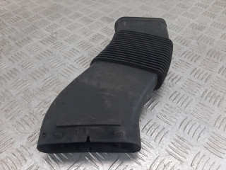 воздухозаборник Mercedes-Benz E-Класс W211/S211 [рестайлинг] 2006, 2.2 л., дизель, A6120940287