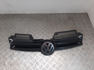 решетка радиатора Volkswagen Golf 5 поколение 2007, 1K0853655A