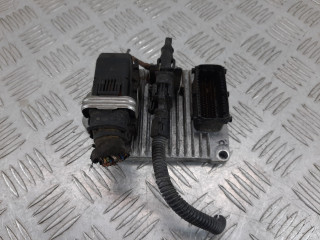 блок управления двигателем Opel Vectra C 2004, 1.8 л., бензин, 5WK91740