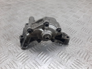 насос масляный Volkswagen Golf 4 поколение 2003, 1.9 л., TDi, дизель, 06A115105B