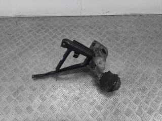 кронштейн двигателя Mercedes-Benz C-Класс W203/S203/CL203 [рестайлинг] 2004, 2.2 л., дизель, A6112230704