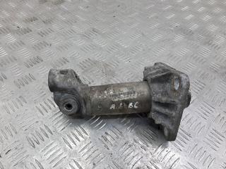 крепление бампера Audi A4 B6 2004, -