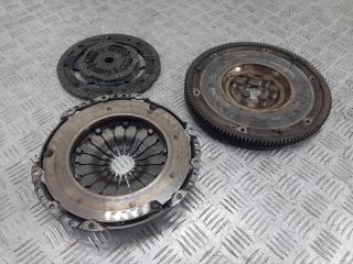 маховик Volkswagen Golf 4 поколение 2005, 1.6 л., бензин