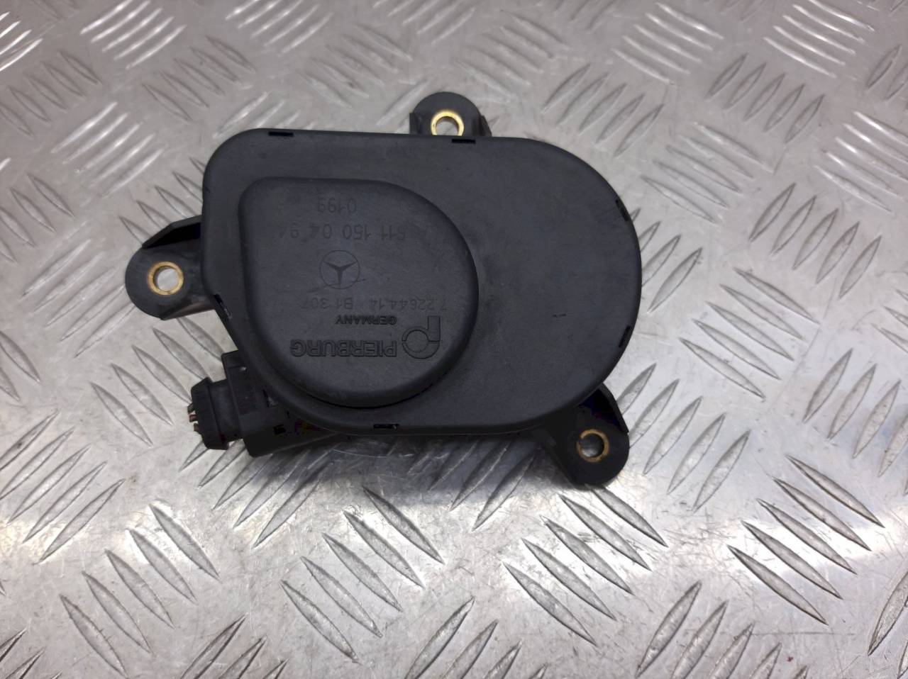 сервопривод заслонок впускного коллектора Mercedes-Benz C-Класс W203/S203/CL203 2003, 2.2 л., CDi, A6111500494 - фото №1