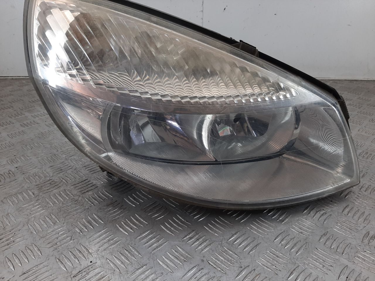 фара правая Renault Scenic 2 поколение 2006 - фото №1