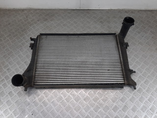 интеркулер Volkswagen Caddy 3 поколение 2008, 1.9 л., BLS, дизель, АКПП, минивэн