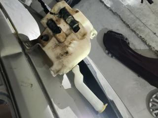 бачок омывателя Opel Vectra C 2002, 2.2 л., Z 22 SE, бензин, АКПП, красный