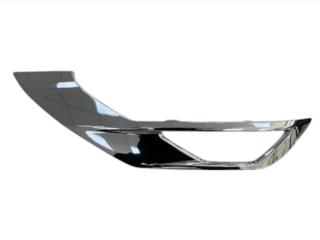 Хром переднего бампера перед. низ. Mitsubishi Outlander 4 поколение 2023, 2.4 л., бензин, АКПП, 6407A273, 6407A274