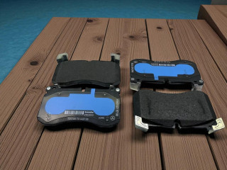 тормозные колодки Mercedes-Benz A AMG 2 поколение 2022, A0004201303, A0004204105