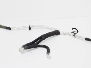 плюсовой провод аккумулятора GMC Yukon 5 поколение 2021, 6.2 л., бензин, 84907189