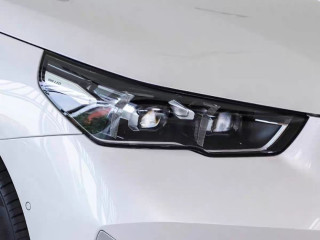 стекло фары правой BMW 5 серия G60/G61 2024