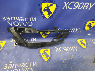 рамка фары противотуманной левой Volvo XC60 2 поколение 2022, 2.0 л., гибрид, АКПП, хетчбэк 5 дв., полный привод, 32296637