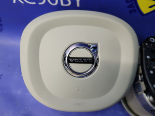 подушка безопасности водителя Volvo V60 Cross Country 2 поколение 2020, 2.0 л., D4204T14, дизель, АКПП, универсал, полный привод, P31690212