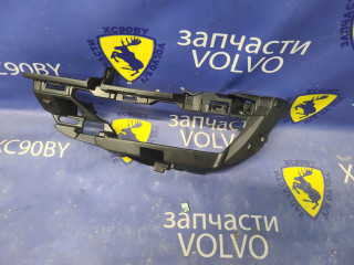 рамка фары противотуманной левой Volvo XC60 2 поколение 2022, 2.0 л., гибрид, АКПП, хетчбэк 5 дв., полный привод, 32296636