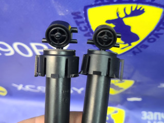 форсунка омывателя фары левая Volvo S60 3 поколение 2021, 2.0 л., B4204T26, бензин, синий, седан, передний привод, правый руль, 30747603, 30747604