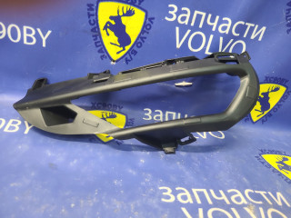 рамка фары противотуманной левой Volvo XC60 2 поколение 2020, 2.0 л., D4204T14, дизель, чёрный 717-46, внедорожник 5 дв., полный привод, правый руль, 31449131