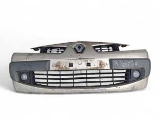 бампер передний Renault Megane 2 поколение 2004