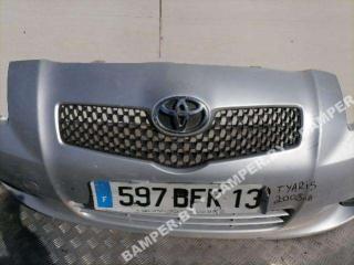 бампер передний Toyota Yaris XP9 2008