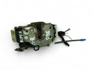 замок двери передней правой Peugeot Bipper 1 поколение 2008