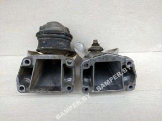 подушка крепления двигателя Mercedes-Benz S-Класс W220 2001, 4.0 л., CDi, дизель