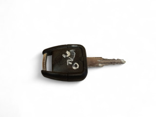 ключ Opel Zafira 3 поколение (C) 2012