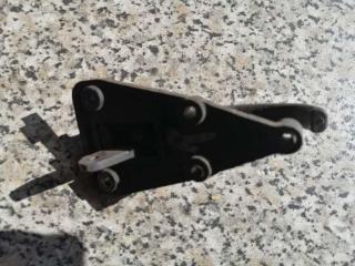 ручка внутренняя передняя правая Ford Fiesta 3 поколение 1994, 1.3 л., i, бензин, хетчбэк 5 дв.