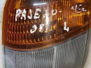 поворотник левый Mitsubishi Pajero 2 поколение 1995