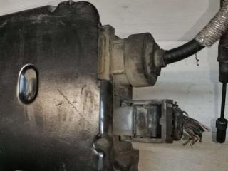 блок управления ручником Renault Latitude 2009