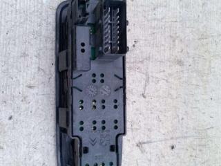 блок управления стеклоподъемниками Citroen C3 1 поколение 2002