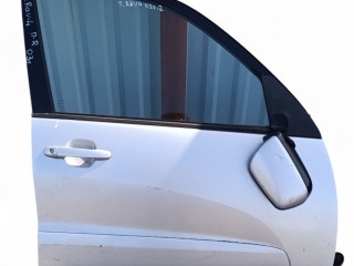 дверь передняя правая Toyota RAV4 2 поколение (XA20) 2003