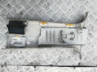 пластик Volkswagen Transporter T5 2007