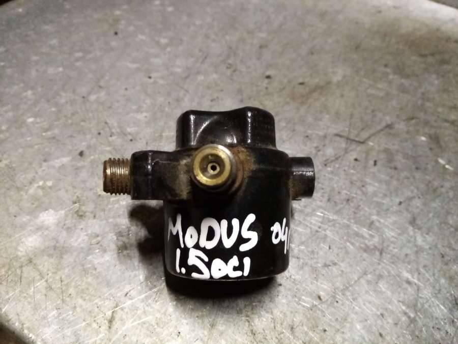 топливная рампа Renault Modus 1 поколение 2004, 1.5 л., дизель, хетчбэк 5 дв. - фото №1