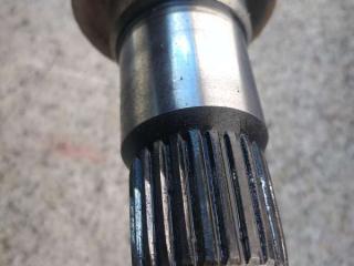 полуось передняя правая (приводной вал, ШРУС) Toyota Previa XR30/XR40 2001, 2.4 л., бензин, минивэн