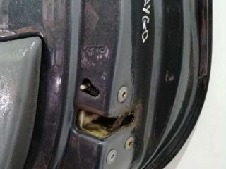 замок двери задней правой Toyota Aygo 1 поколение 2005, 1.0 л., бензин, хетчбэк 5 дв.