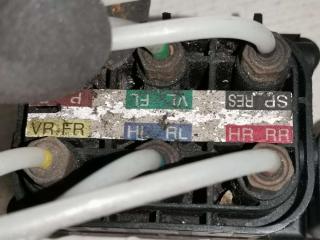 блок клапанов пневмоподвески Mercedes-Benz M-Класс W164 2005