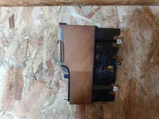 пепельница Volvo XC90 2 поколение 2019, 2.0 л., бензин, АКПП, передний привод, 31389185