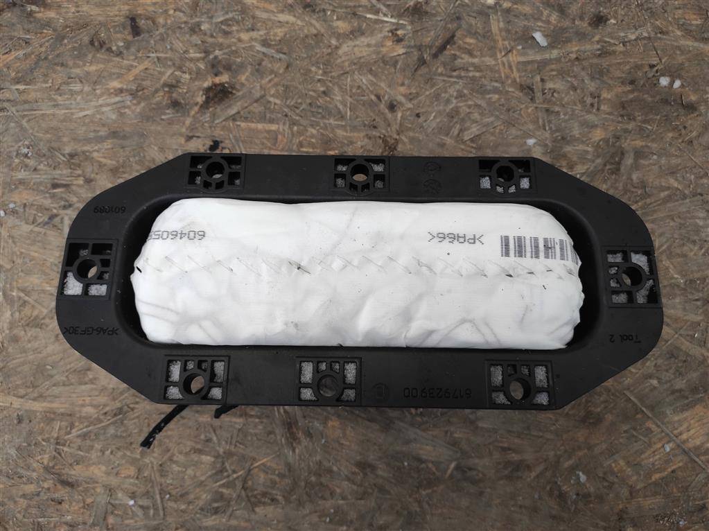 подушка безопасности пассажира Land Rover Discovery 5 поколение L462 2020, 3.0 л., дизель, АКПП, передний привод, CPLA044A74BC, LR037934, LR118105, CPLA044A74BD, LR118105, 625116200D, CPLA044A74B - фото №1