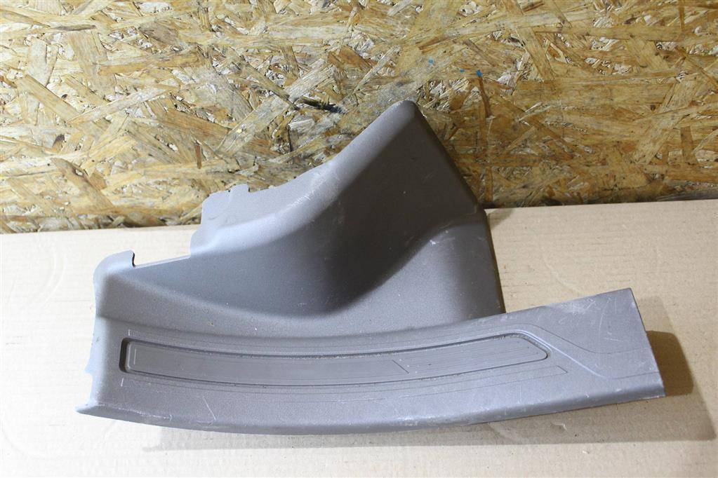 накладка на порог Jaguar XE 1 поколение X760 2015, 2.0 л., дизель, АКПП, передний привод, T2H2945PVJ, GX7313244A, T2H2945PVJ, GX7313244AG8PVJ, T4N13240PVJ, GX7313244AK8PVJ - фото №1