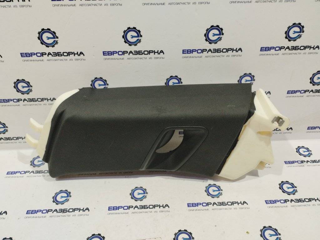 обшивка стойки Audi Q7 4M 2018, 3.0 л., TDi, CZZ, дизель, АКПП, серый, внедорожник 5 дв., полный привод, правый руль, 4M0867288H, 4M0867288HK23 - фото №1