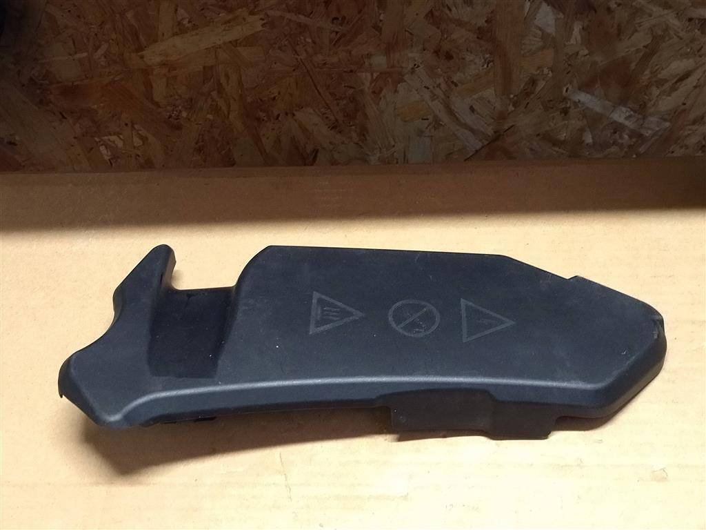 крышка блока предохранителей BMW 6 GT G32 2017, 3.0 л., дизель, АКПП, полный привод, правый руль, 12908578818, 8578818 - фото №1