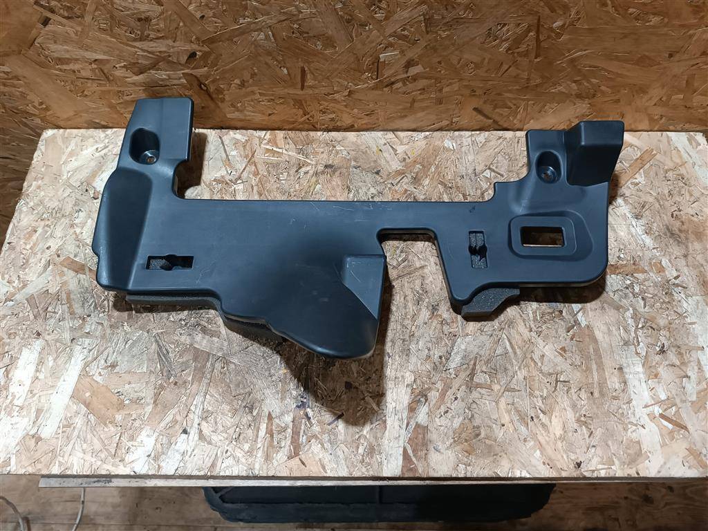 обшивка салона Volvo XC90 2 поколение 2019, 2.0 л., дизель, АКПП, передний привод, 31363701, 31363701 - фото №1