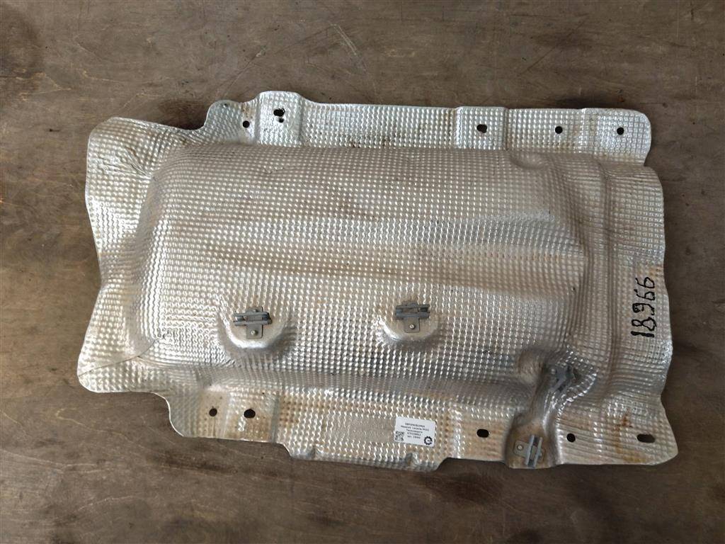 теплозащита кузова Maserati Levante 1 поколение M161 2020, 3.0 л., дизель, АКПП, передний привод, 670108862, 670108862 - фото №1