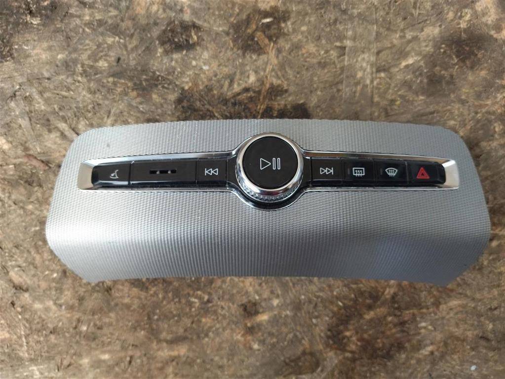 кнопка (выключатель) Volvo XC90 2 поколение 2019, 2.0 л., дизель, АКПП, передний привод, P31346790, P31346790 - фото №1