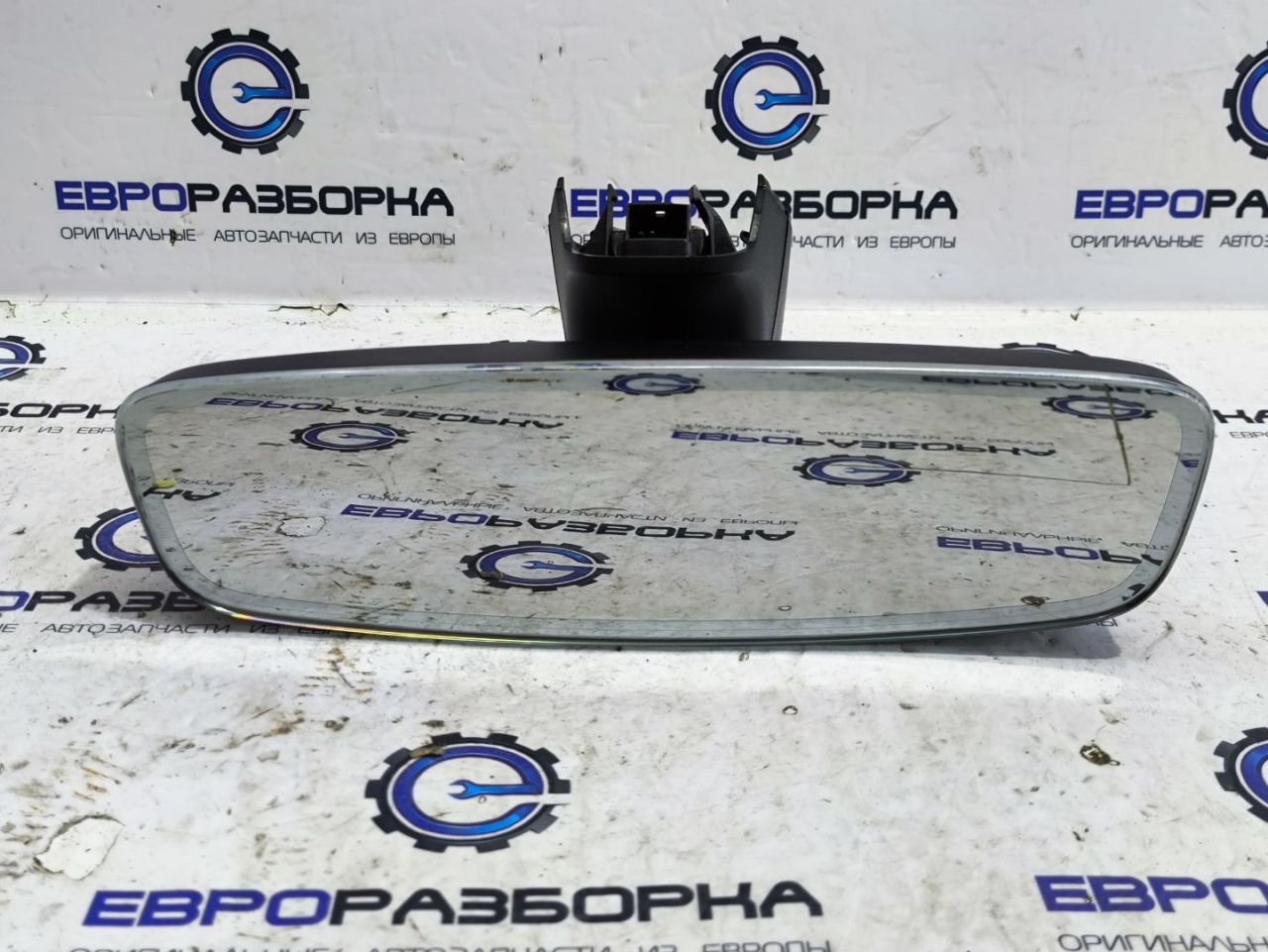 зеркало салона Bentley Continental GT 3 поколение 2023, 4.0 л., CVD, бензин, АКПП, красный, купе, полный привод, правый руль, 81A857511M9B9 - фото №1