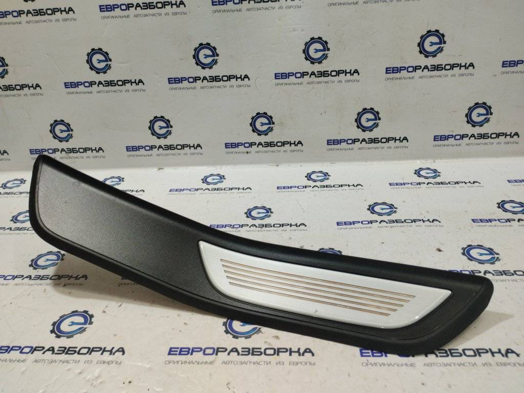 накладка на порог внутренняя BMW M6 Gran Coupe F06 2014, 4.4 л., i, S63 B44 B, бензин, АКПП, silverstone metallic a29, купе, правый руль, 51478053574, 8053574 - фото №1