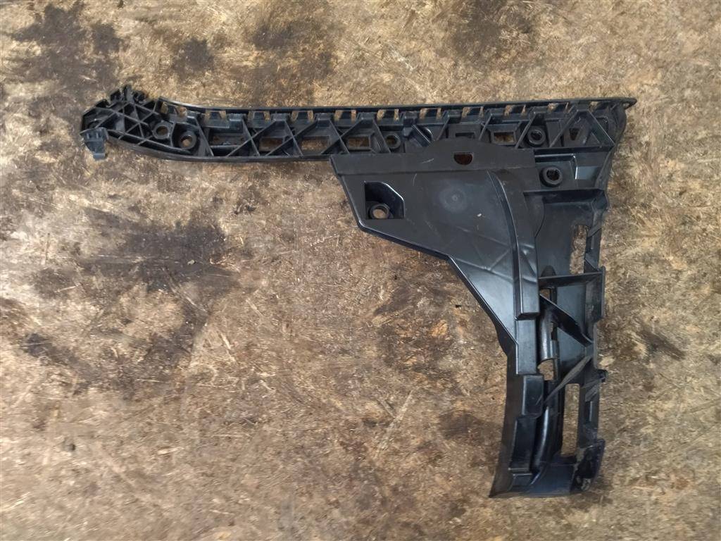 крепление бампера Mercedes-Benz E-Класс W213/S213/C238/A238 W213 2017, 2.0 л., CDi, дизель, АКПП, задний привод, A2138850263, A2138850163, 2138800908, 2138803106, 2138850163, A2138850263 - фото №1