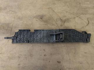 кронштейн радиатора Land Rover Discovery 4 поколение L319 2012, 3.0 л., дизель, АКПП, передний привод, правый руль, LR016182, AH328B588AB, LR016182