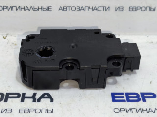 моторчик заслонки печки Bentley Bentayga 1 поколение [рестайлинг] 4V1 2023, 4.0 л., TFSI, DCU, бензин, АКПП, темно-зеленый перламутр, внедорожник 5 дв., полный привод, правый руль, ET416004